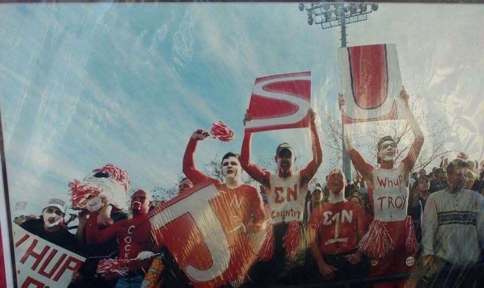 Sigma Nu Fraternity Iota Lambda 195